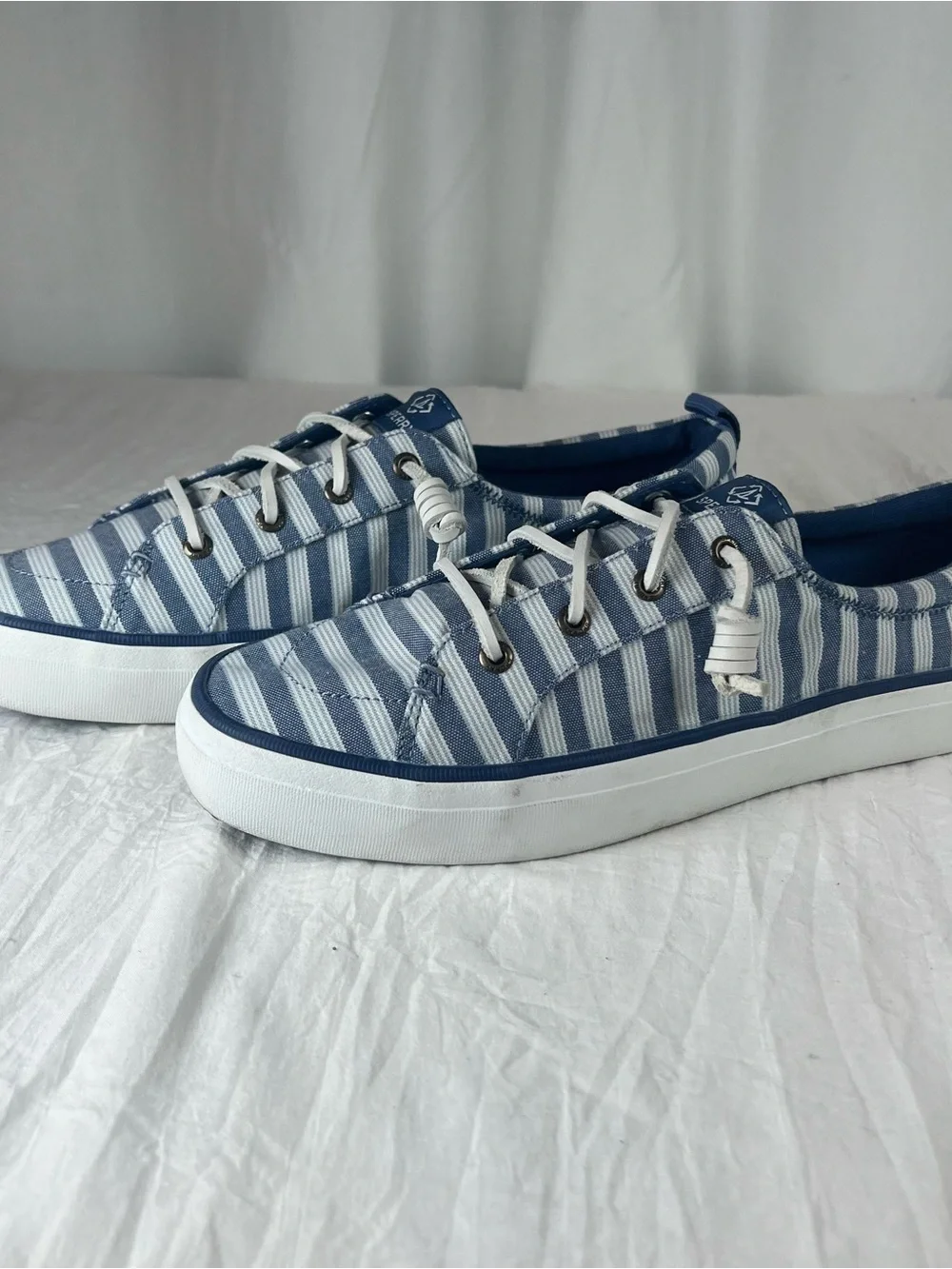 Sperry Top-Sider Women’s sz10 Blue&White Striped LowTop Canvas Sneakers STS88682
